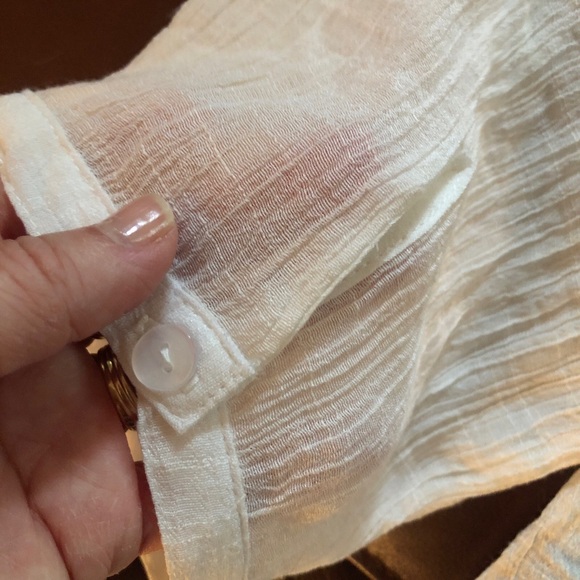 White top with back lace detail. SZ xlarge.  Cropped - Picture 7 of 12